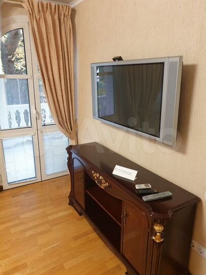 Дом 250 м² на участке 1 сот.