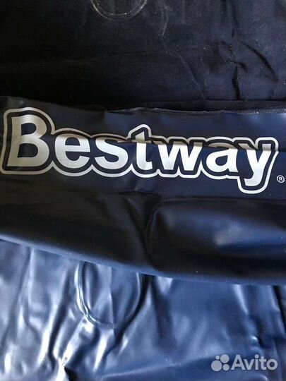 Надувной матрац