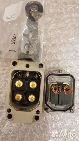 Концевые Выключатели Schmersal Eaton Siemens Omron