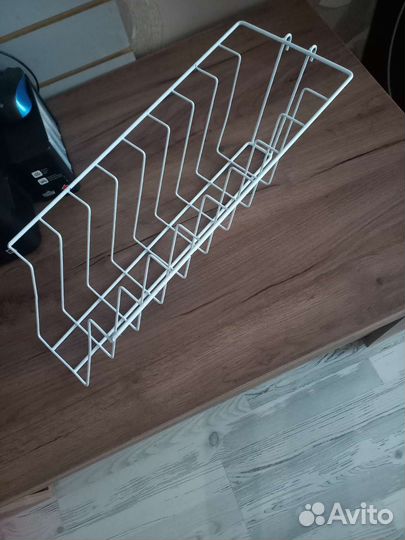 Буклетница, полки