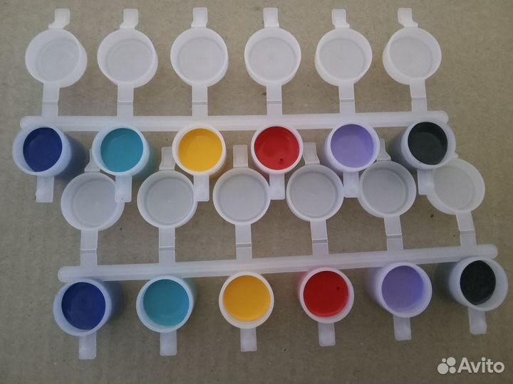 Акриловые краски баночки 6 цветов по 5мл разных цв