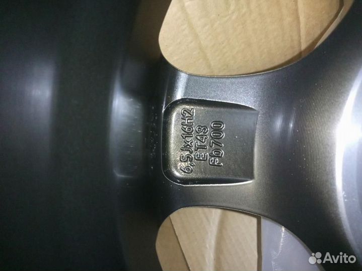 R16 Скад Калипсо (черный с полировкой) для Kyron R