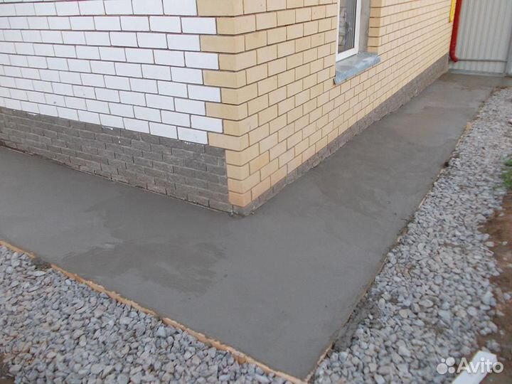 Бригада строителей, дома, кровля, фасад, фундамент