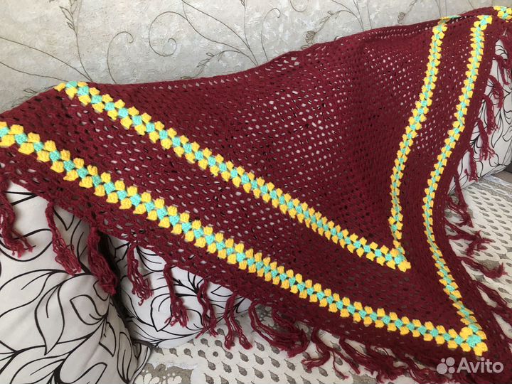 Платок – шаль ручной вязки, 180х135х135см, новый