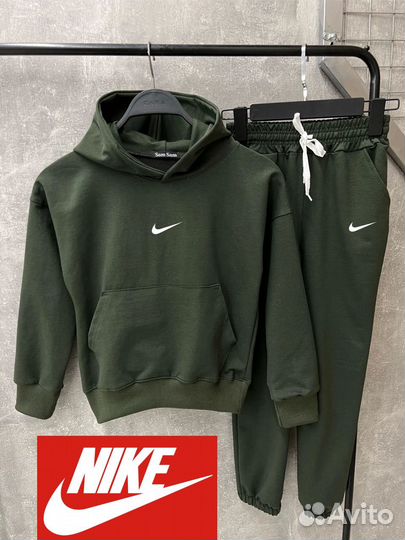 Nike. Костюмы для мальчиков 134-164 рост