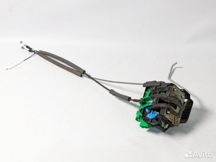 Замок двери передний правый Hyundai Solaris G4FC