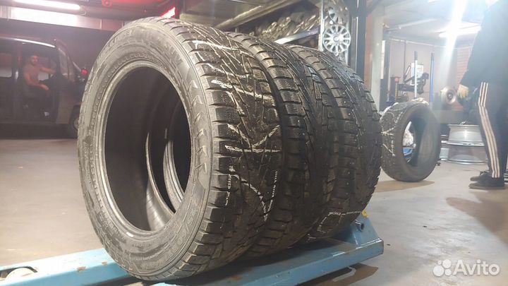 Nokian Tyres Hakkapeliitta 7 SUV 225/60 R17 103T