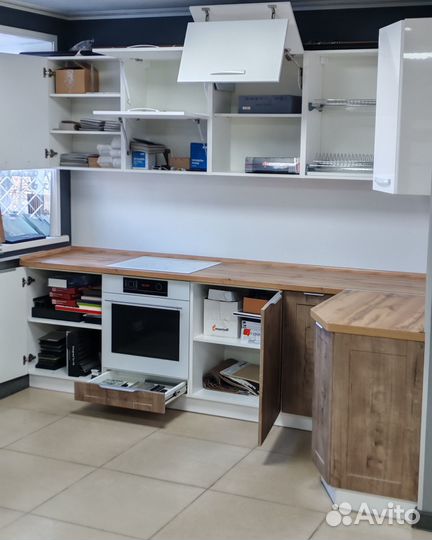 Продам кухню
