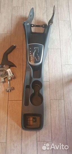 Консоль центральная Solaris + ручка тормоза