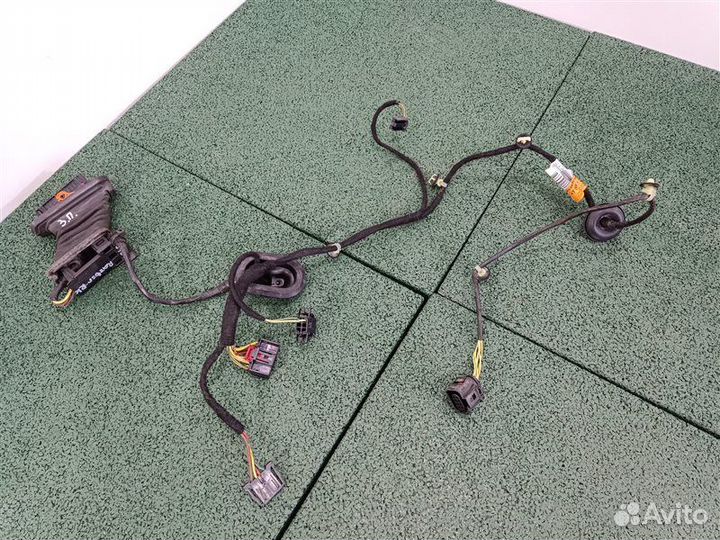 Проводка (коса) двери задняя правая Vw Passat B7