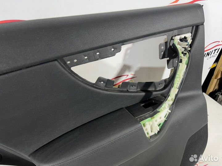 Обшивка двери задняя левая Infiniti Qx70 Fx37 Fx35