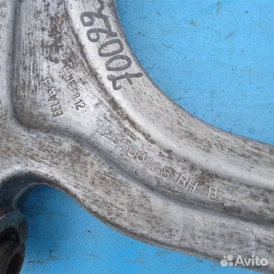 Рычаг задний верхний правый Cadillac SRX1 (2003