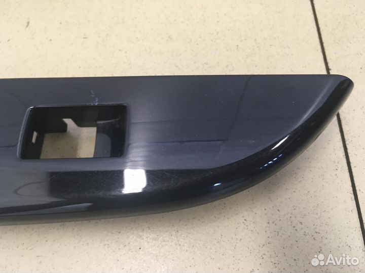 Накладка (кузов внутри) Hi Lux 2015