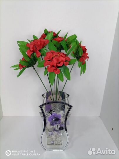 Букет искусственных хризантем с черной серединкой