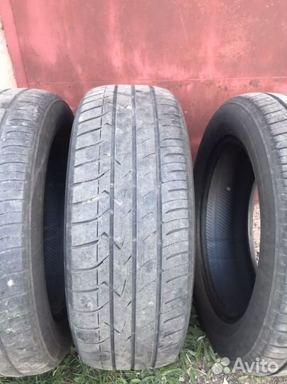 Toyo H19 215/60 R17