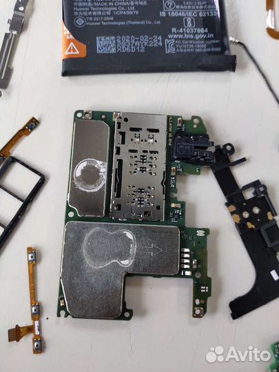 Honor 8A на разбор по запчастям