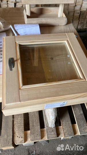 Деревянные окна для бани и дачи