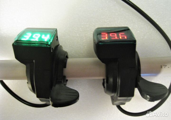 Курок газа С вольтметром