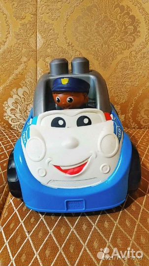 Полицейская машина