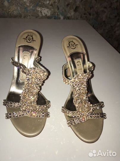 Босоножки Gina 35р