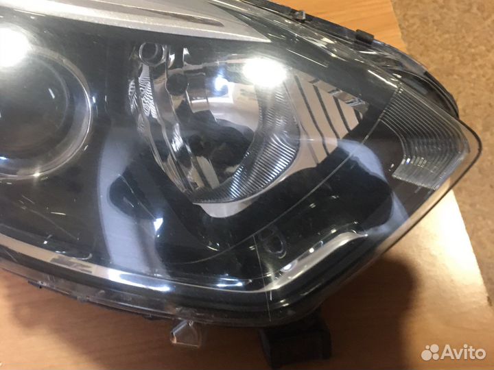 Фара передняя правая Renault Kaptur