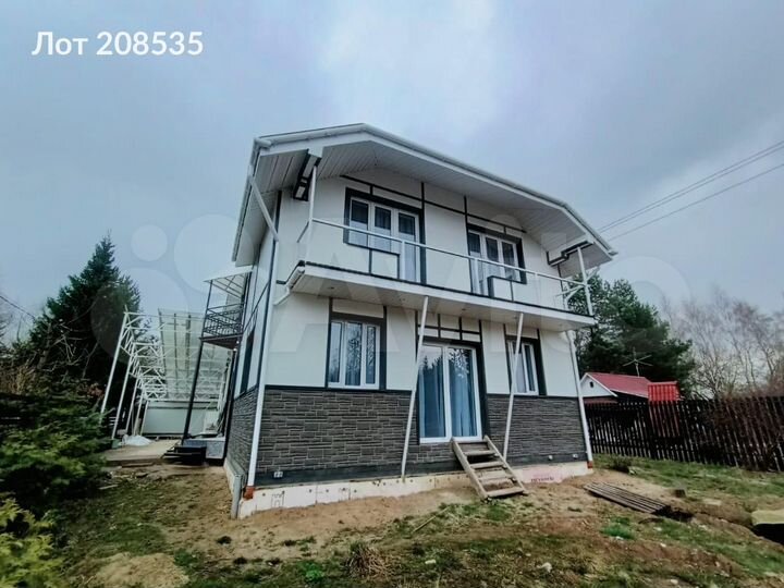 Дом 250 м² на участке 9 сот.