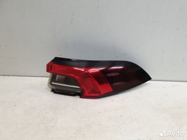 Фонарь задний правый Toyota Corolla E210 2019