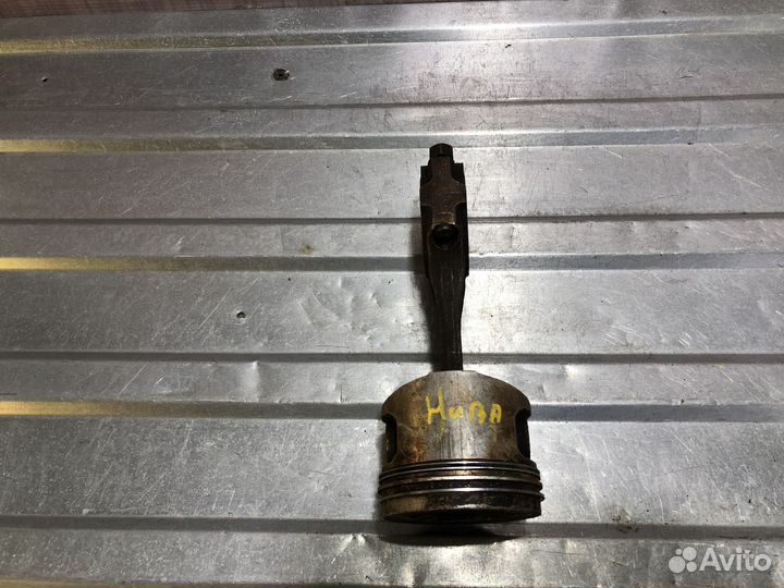 Поршни с шатунами Нива 21213 Шевроле нива