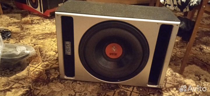 Автомобильный усилитель звука