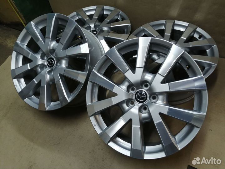 Диски 5x114.3 R20 8J Et45 Mazda (оригинал)