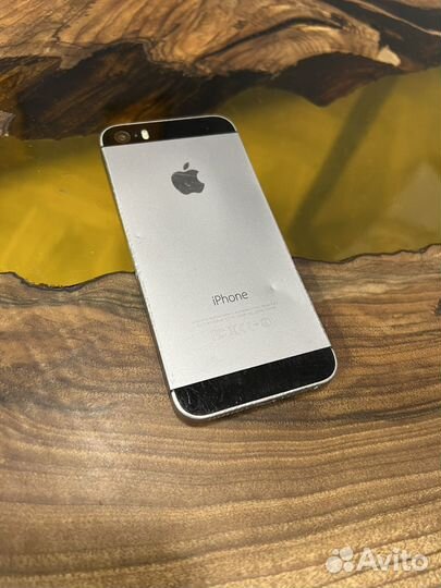 iPhone 5S, 16 ГБ