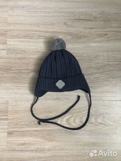 Шапка демисезонная на завязках