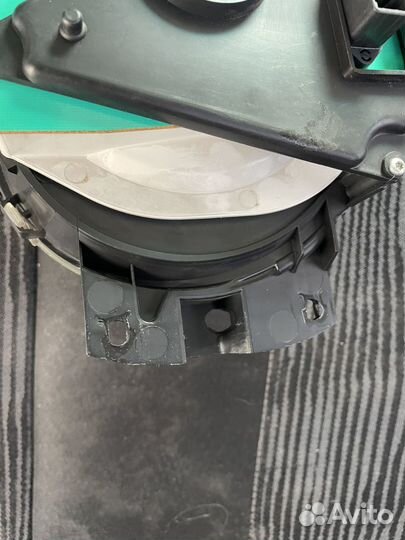 Приборная панель на renault logan 1