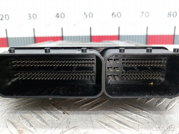 Б/У Б/У Блок управления двигателем 281011999 CH