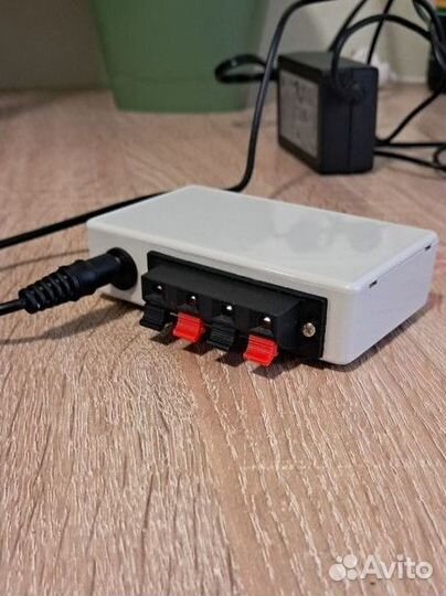 Комбоусилитель для электрогитар, баса 60 ватт