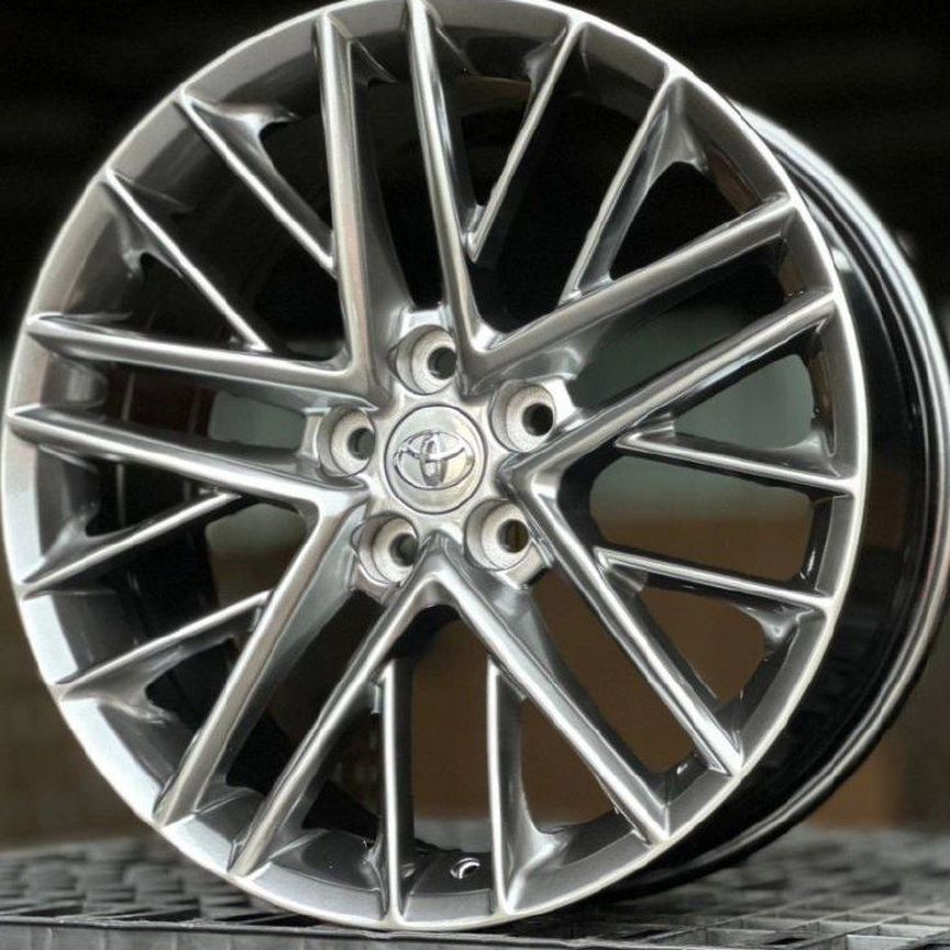 Литые диски Toyota 8×R19 5×114.3