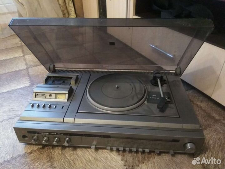 Проигрыватель винила СССР