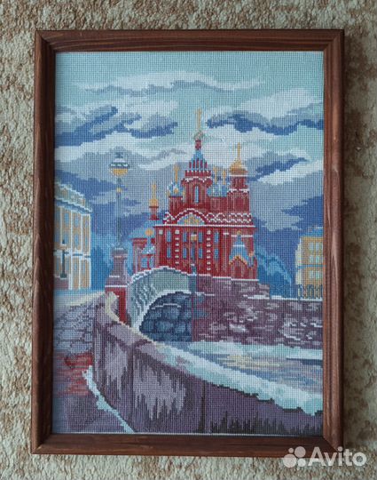 Картина вышитая крестиком 