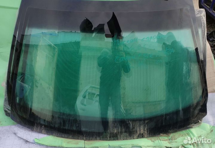 Лобовое стекло Nissan Sunny B15 / Sentra 1998