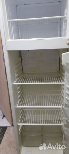 Холодилник стинол