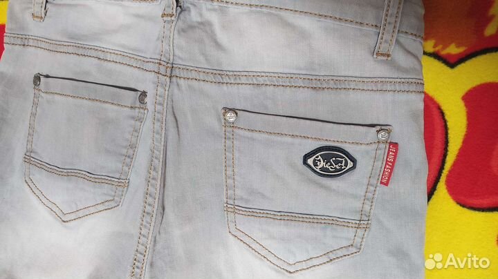 Джинсы женские