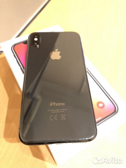 iPhone X, 64 ГБ