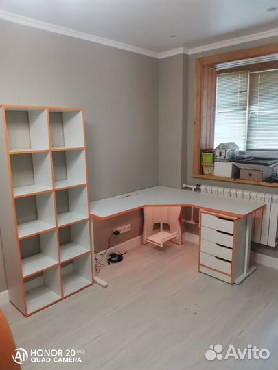 Компьютерный стол