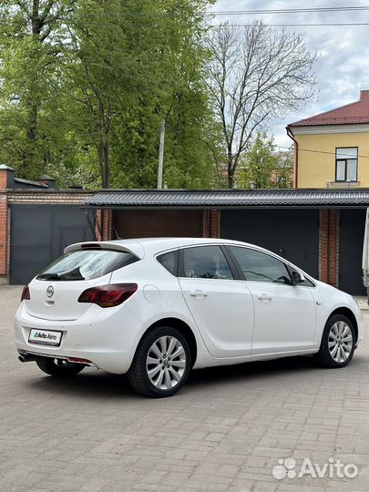 Opel Astra 1.4 МТ, 2011, 200 000 км