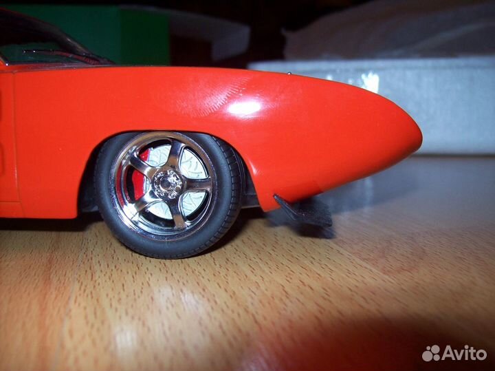 1/18 dodge charger daytona greenlite