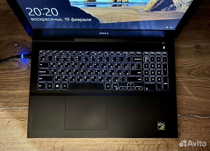 Игровой ноутбук Dell Inspirion 7000