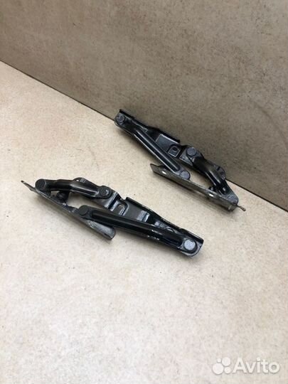 Петли капота Chrysler Pt Cruiser EDZ 2.4 2001