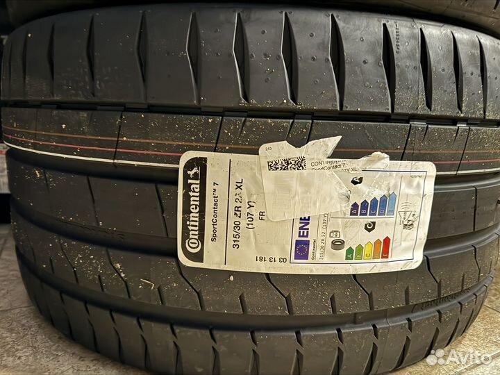 Continental ContiSportContact 7 285/35 R22 и 315/30 R22