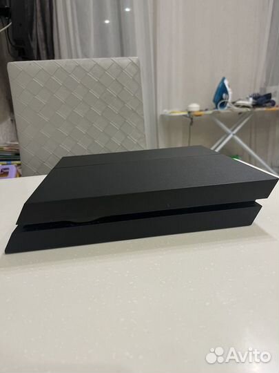 Sony PS4 500 Gb