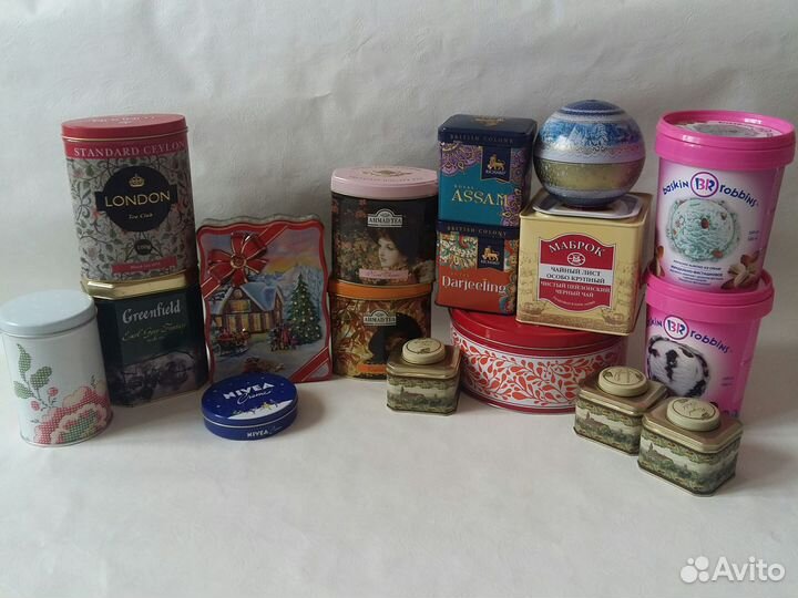 Жестяные банки от чая печенья